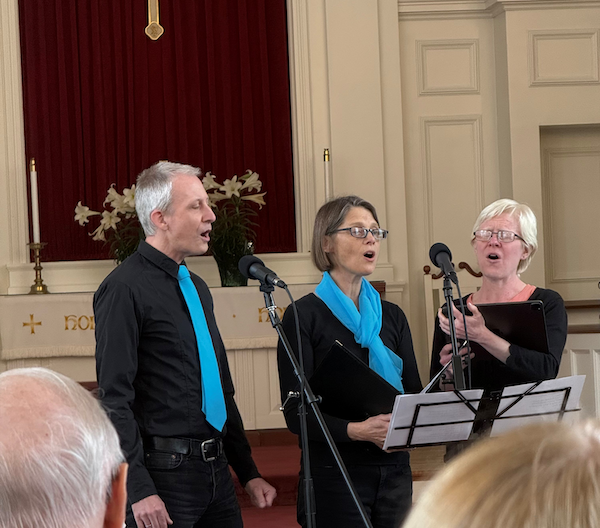Jan, Caroline, and Beth performing with the Beethoven Society of Melrose.